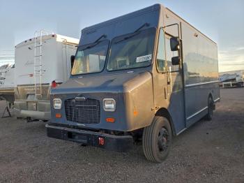  Salvage Freightliner Mt45