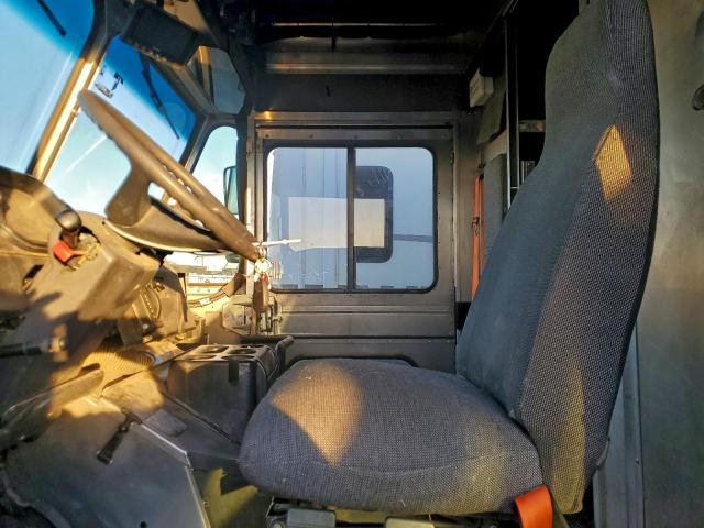 Freightliner Mt45 M Line Walk-in Van Image 13