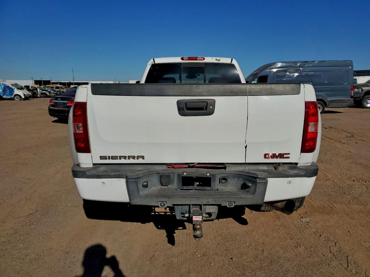GMC Sierra K3500 Denali Image 10