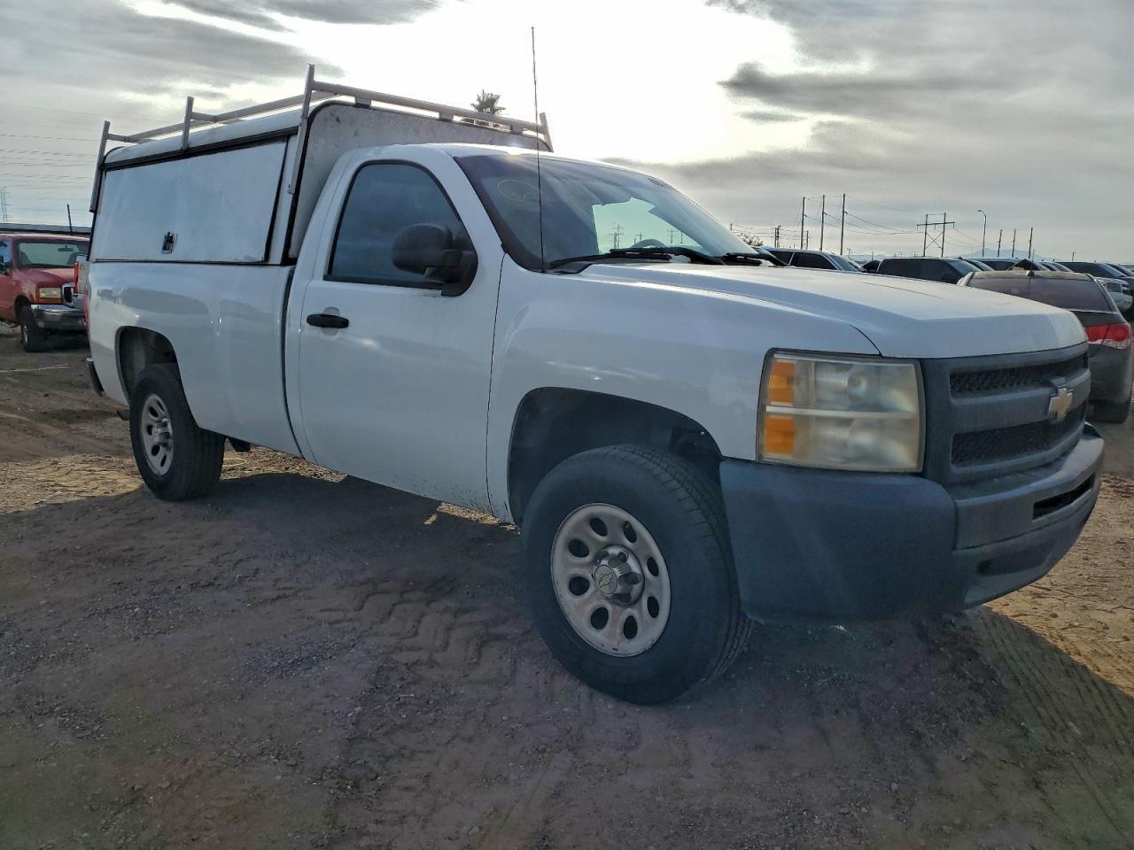 Chevrolet Silverado C1500 Image 5
