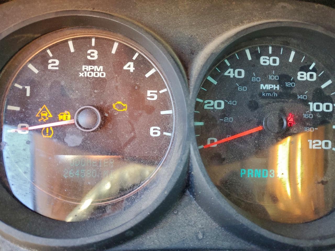 Chevrolet Silverado C1500 Image 10