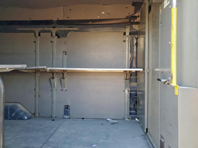 Ford Transit T-250 Image 9