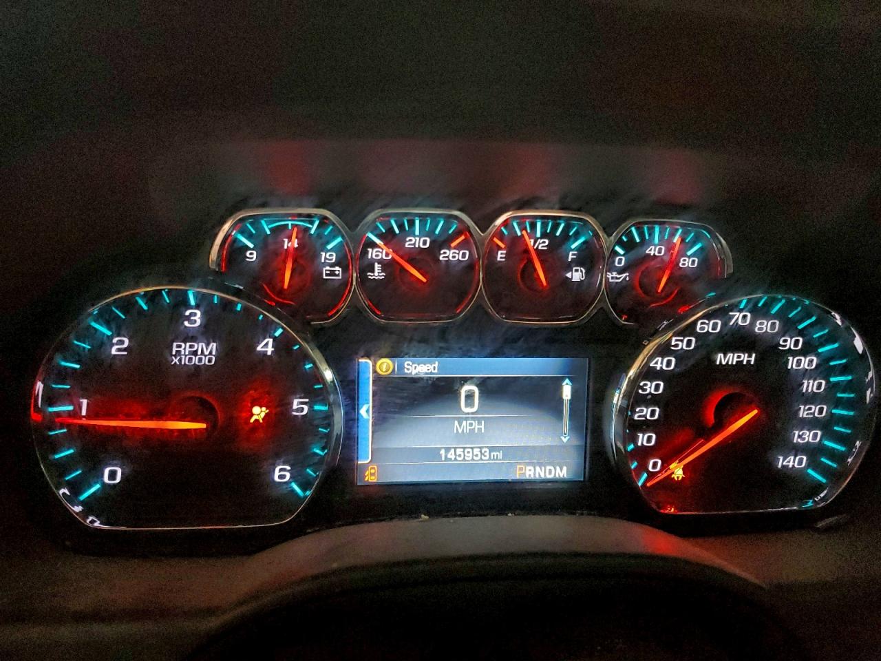 Chevrolet Suburban K1500 Ltz Image 11