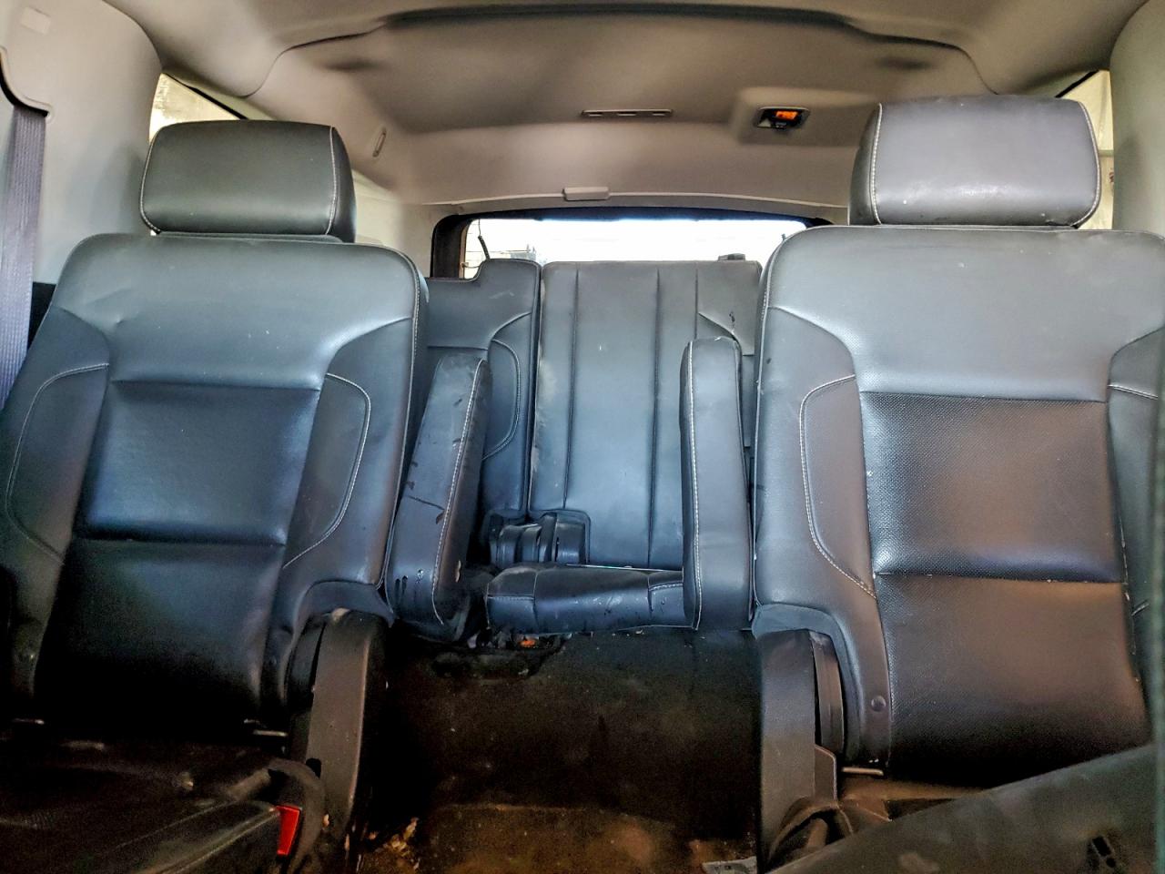 Chevrolet Suburban K1500 Ltz Image 9