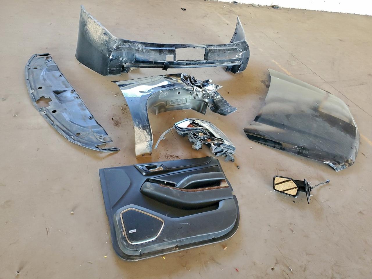 Chevrolet Suburban K1500 Ltz Image 12