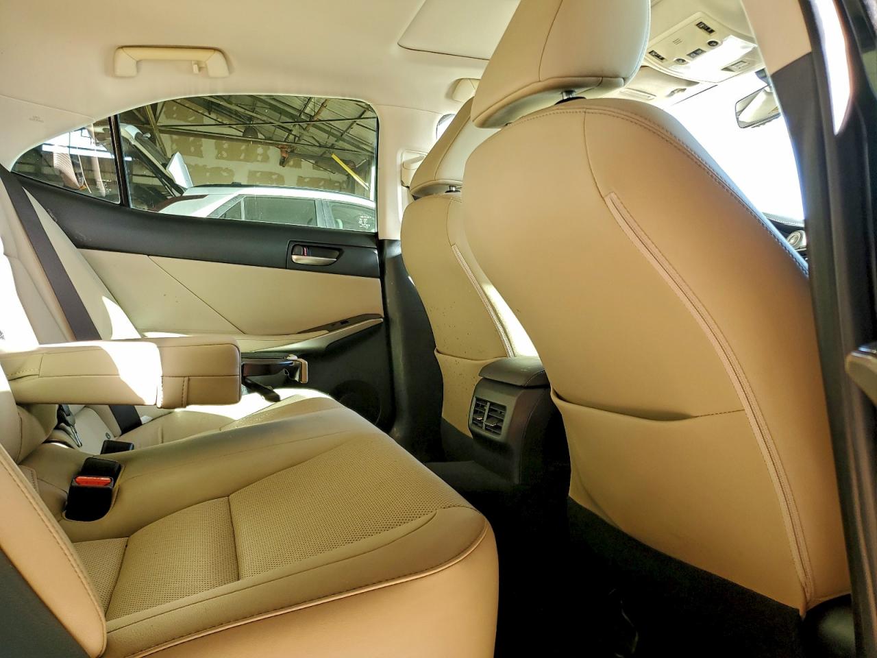 Lexus Is 200t Image 12