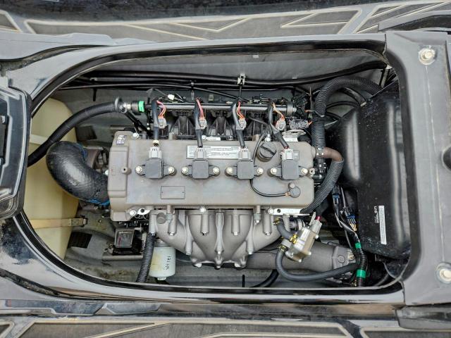 Yamaha Jetski Image 8