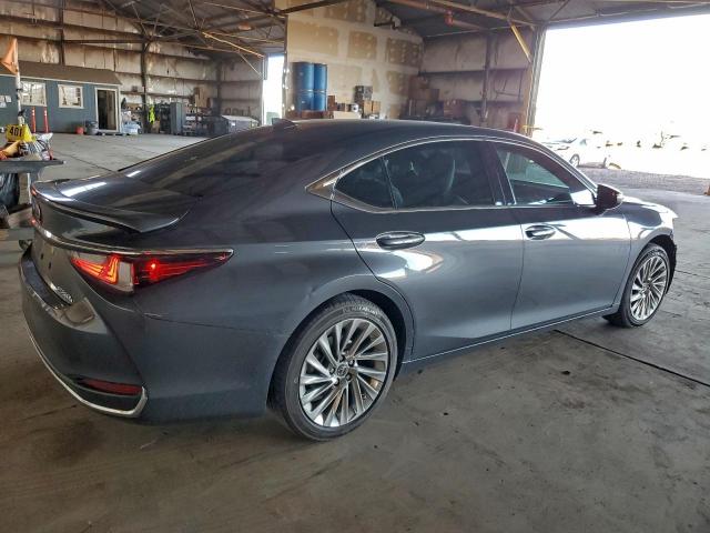 Lexus Es 300h Base Image 4