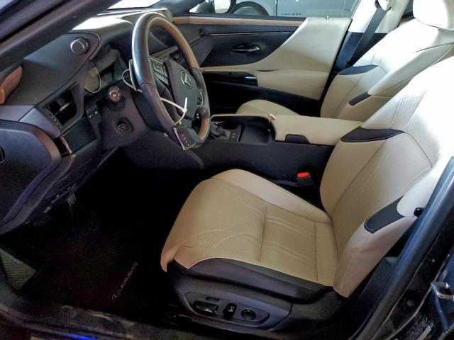 Lexus Es 300h Base Image 8