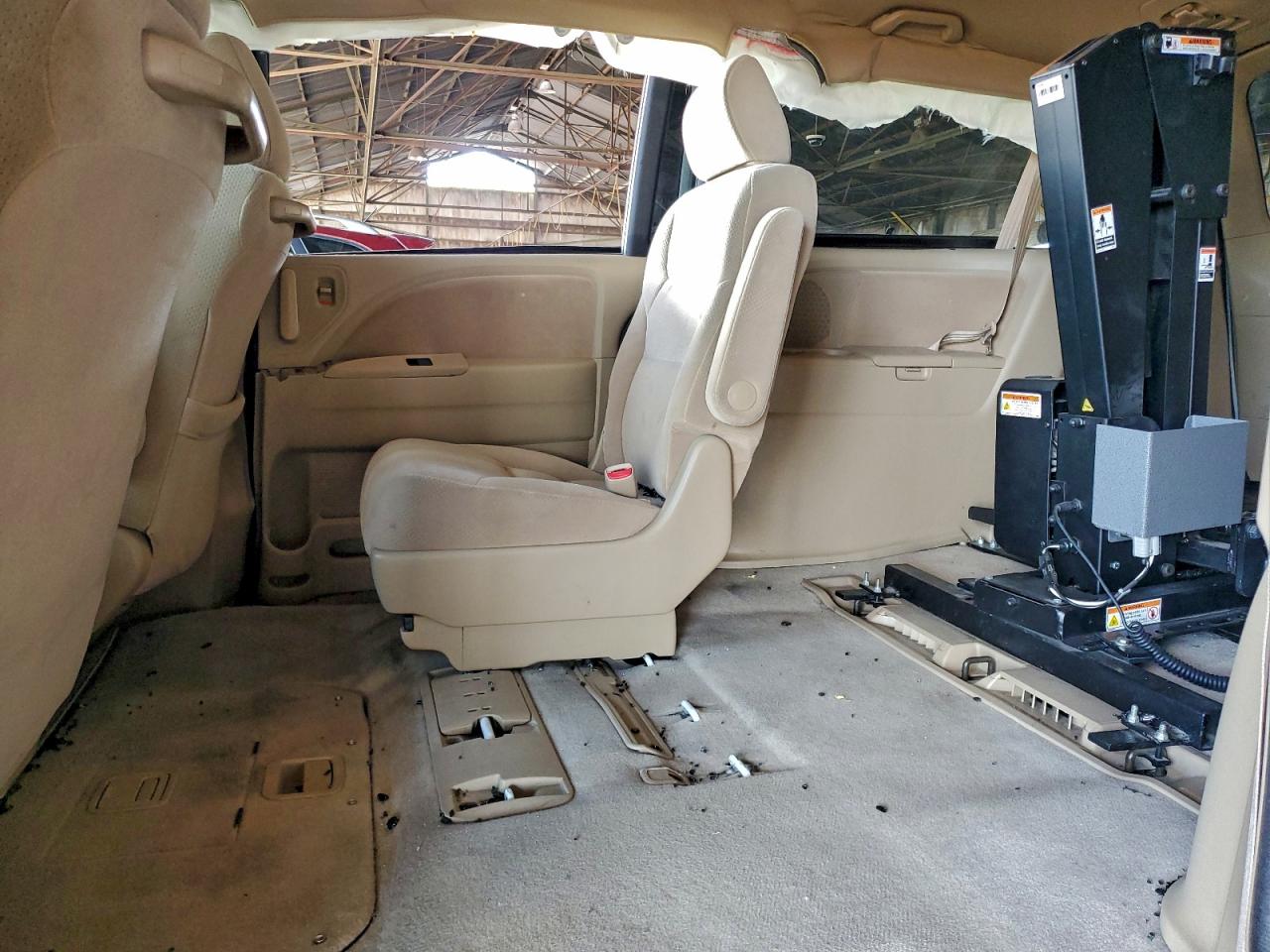 Honda Odyssey Lx Image 8