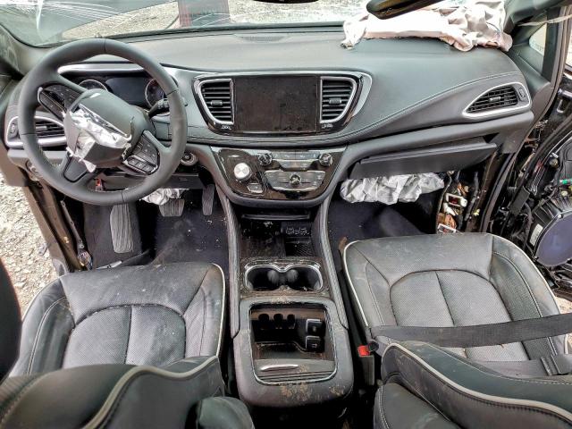 Chrysler Pacifica Limited Image 7