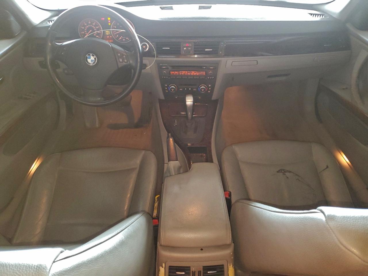 BMW 3 Series Xi Image 8