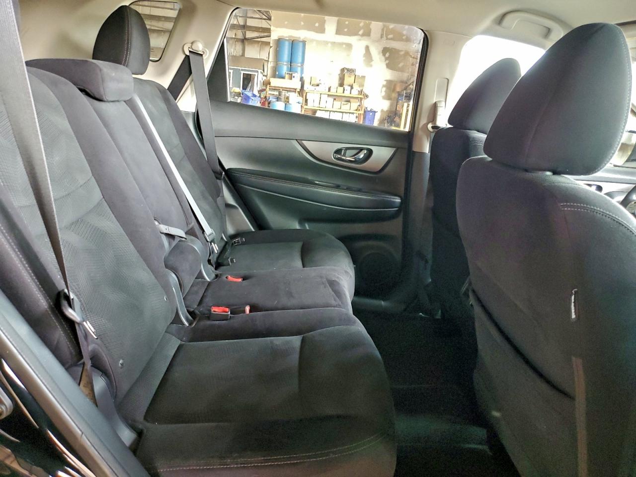 Nissan Rogue S Image 9