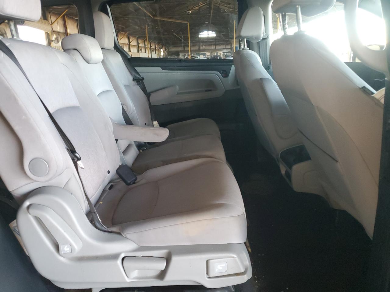 Honda Odyssey Ex Image 11