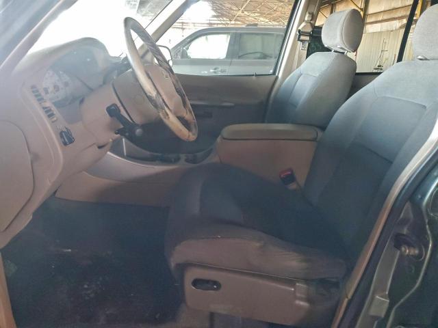 Ford Explorer Image 11