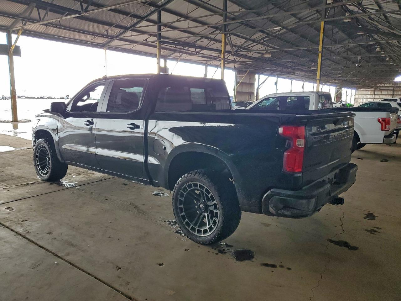 Chevrolet Silverado K1500 Lt Trail Boss Image 2