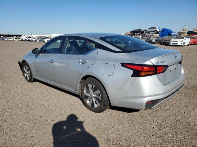 Nissan Altima S Image 2