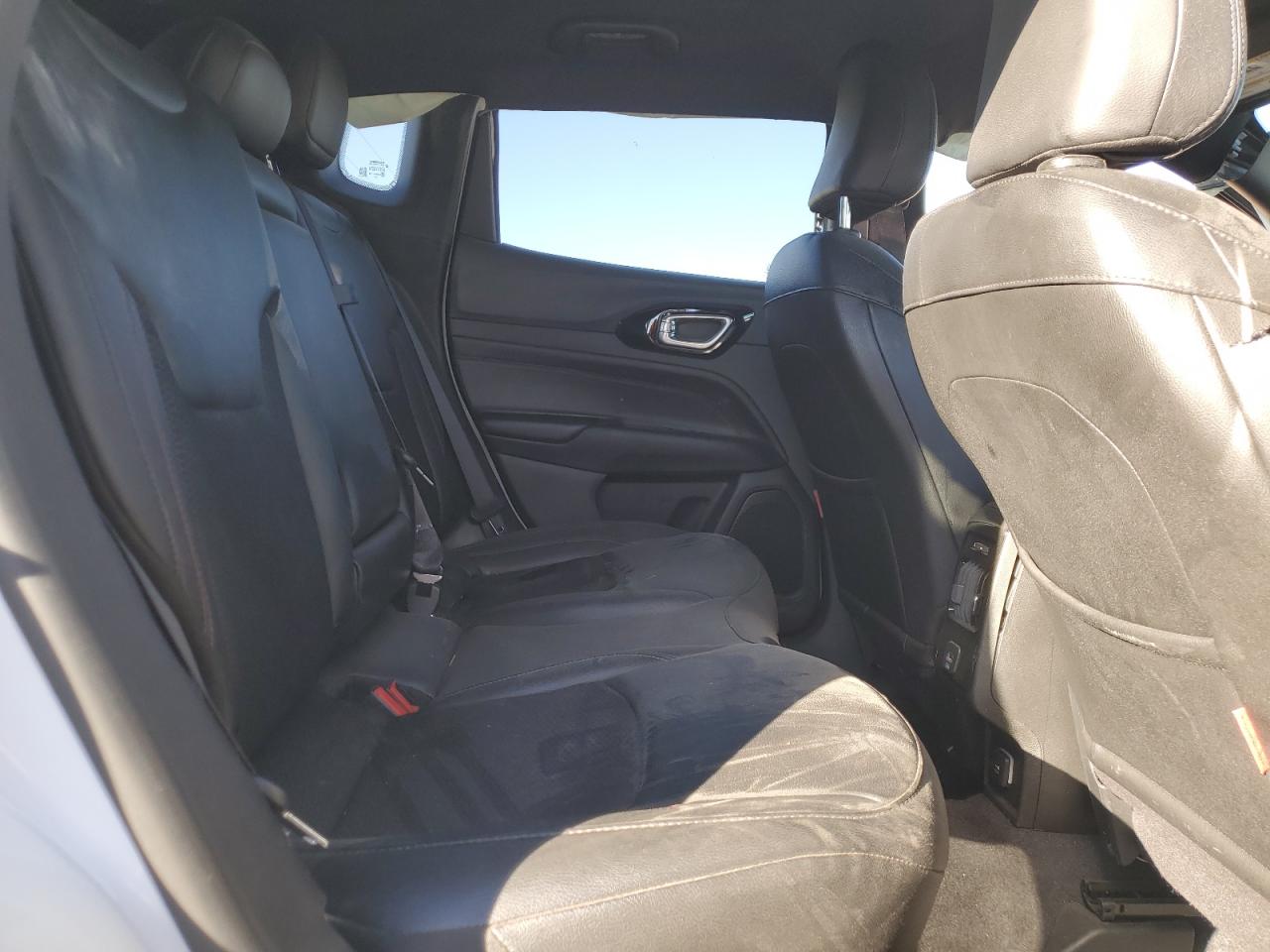 Jeep Compass Trailhawk Image 13