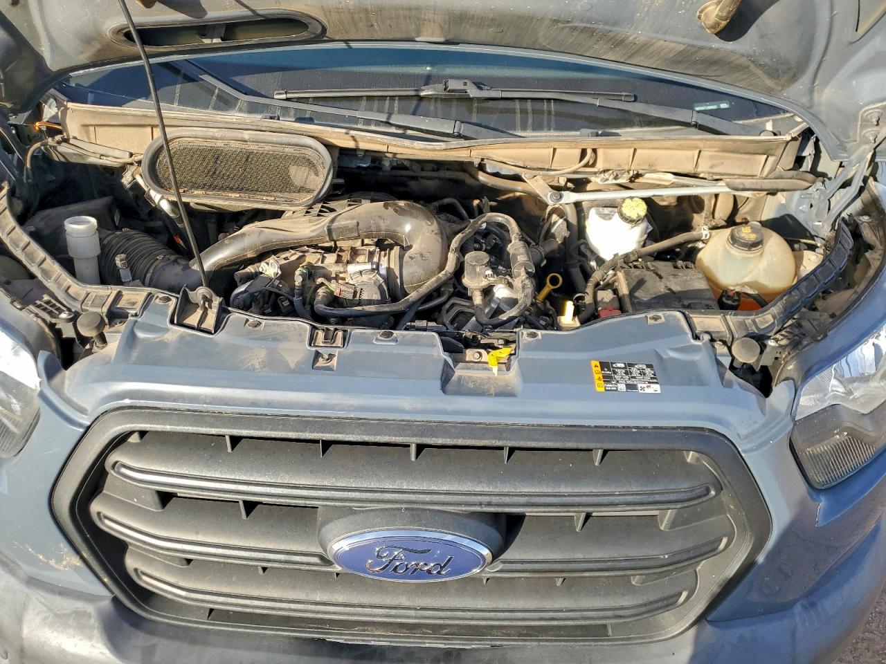 Ford Transit T-250 Image 10