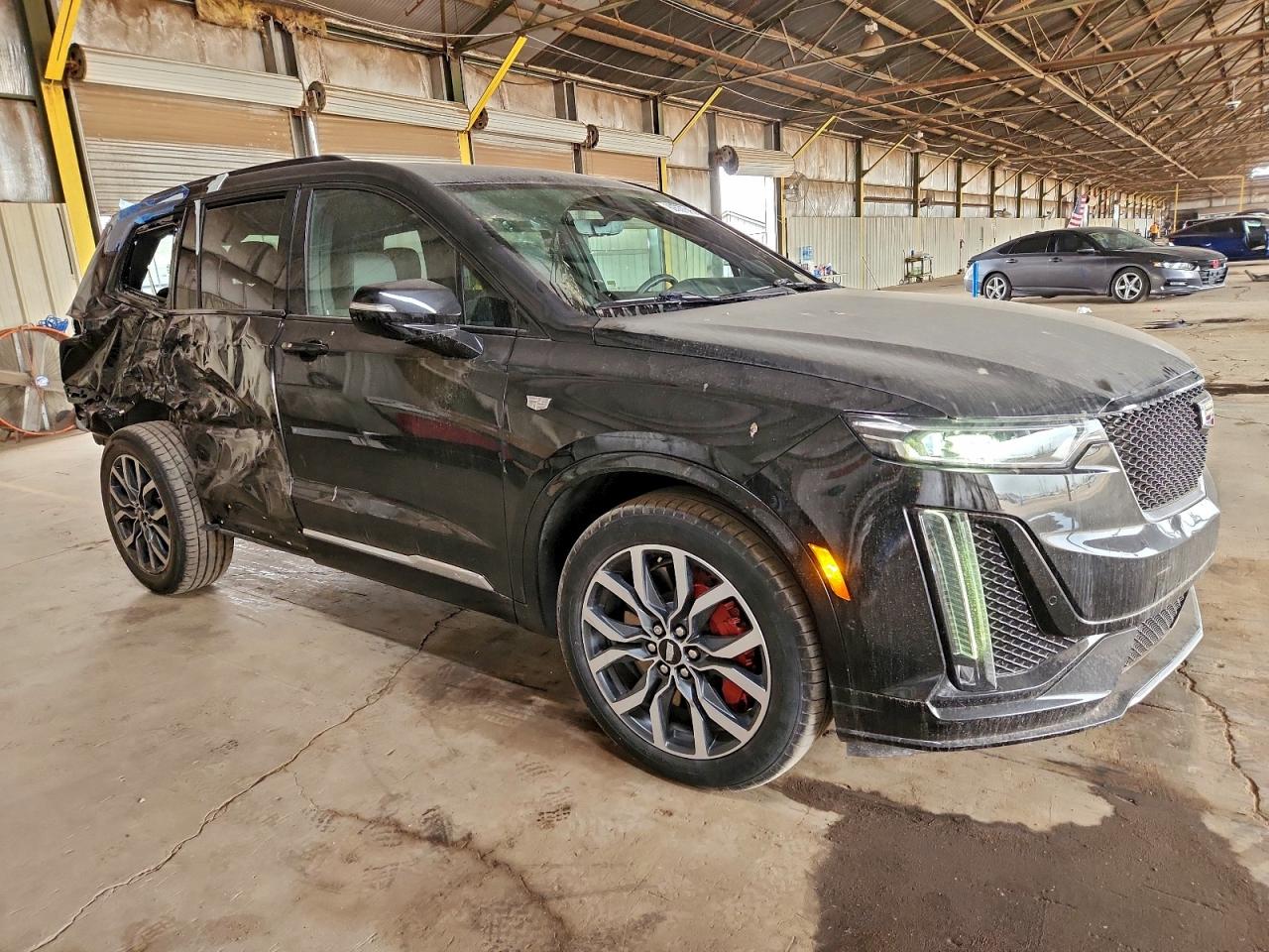 Cadillac XT6 Sport Image 3