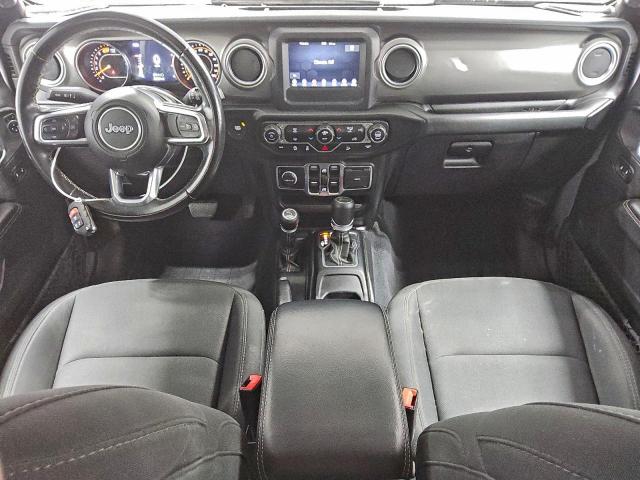 Jeep Wrangler Sahara Image 7