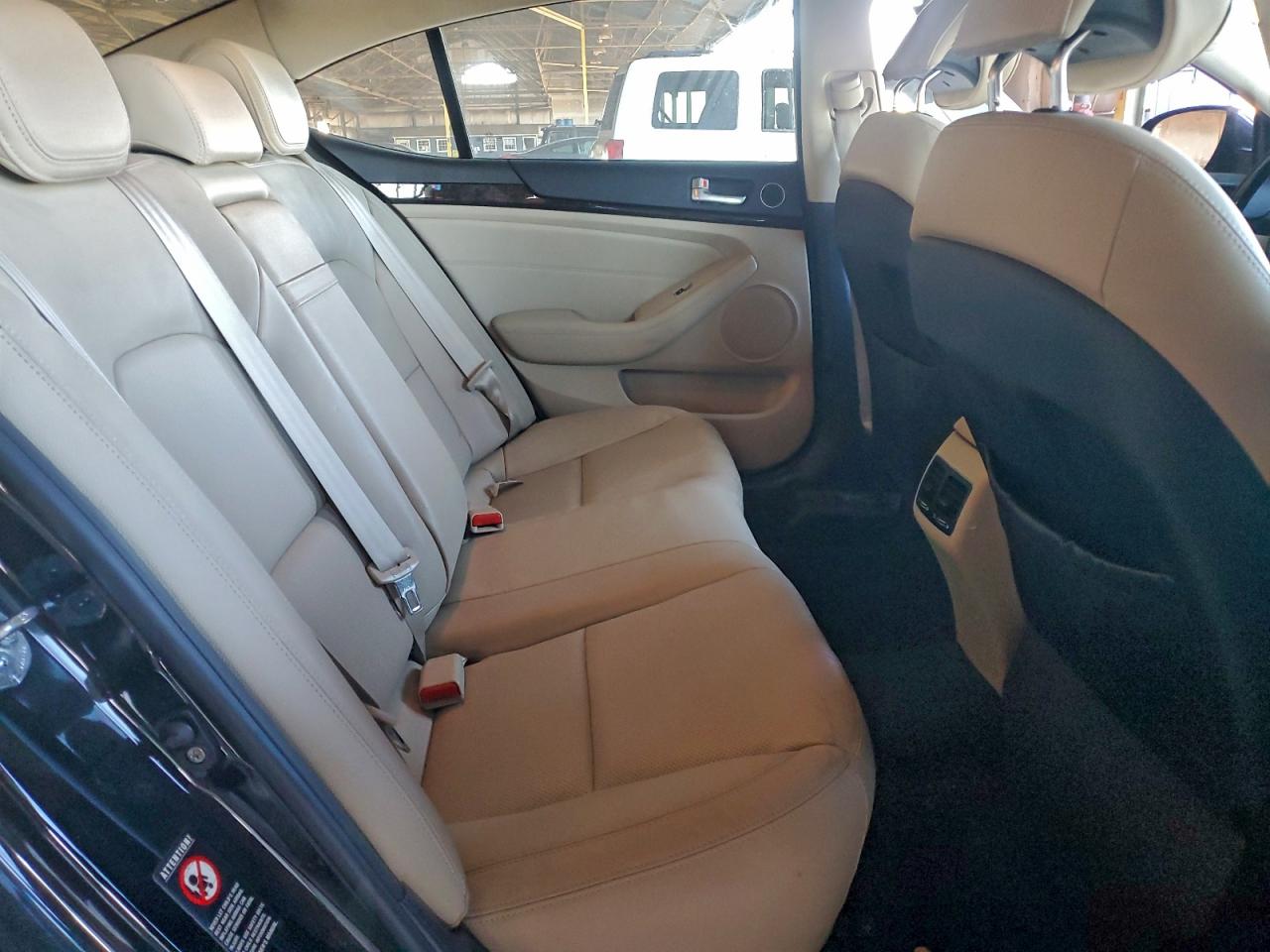 Kia Cadenza Premium Image 8