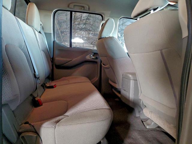 Nissan Frontier S Image 7