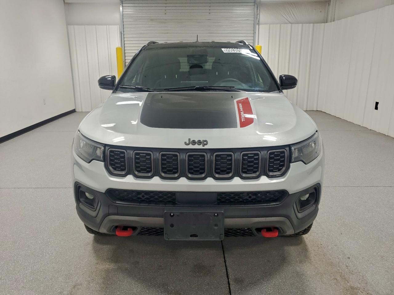 Jeep Compass Trailhawk Image 5