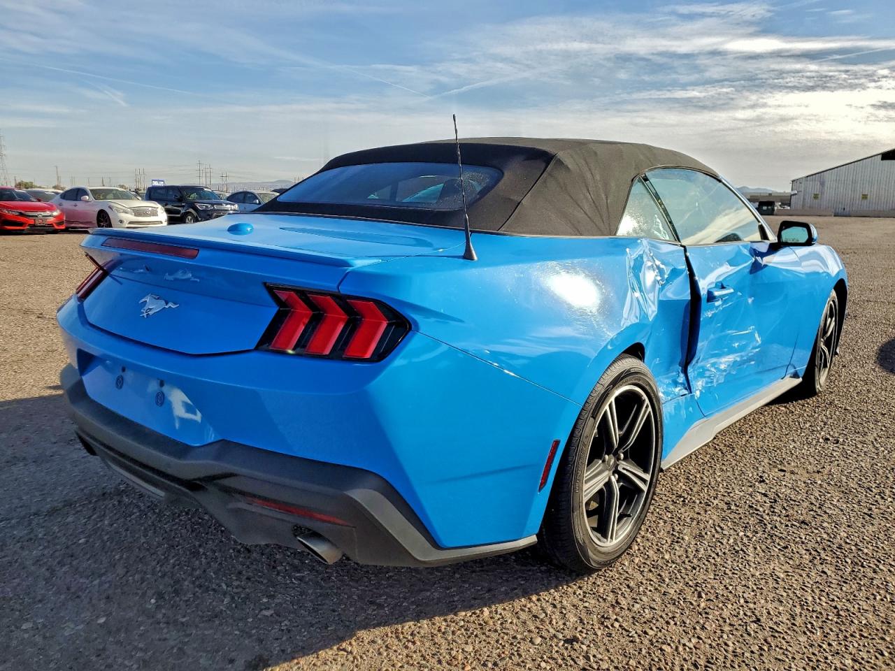 Ford Mustang Image 11