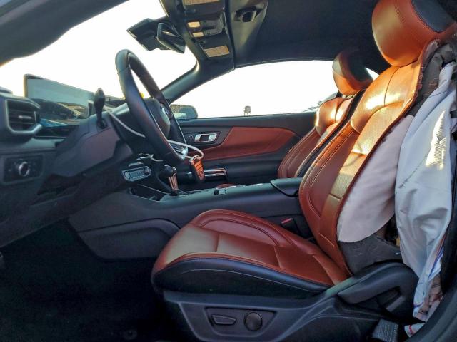 Ford Mustang Image 6