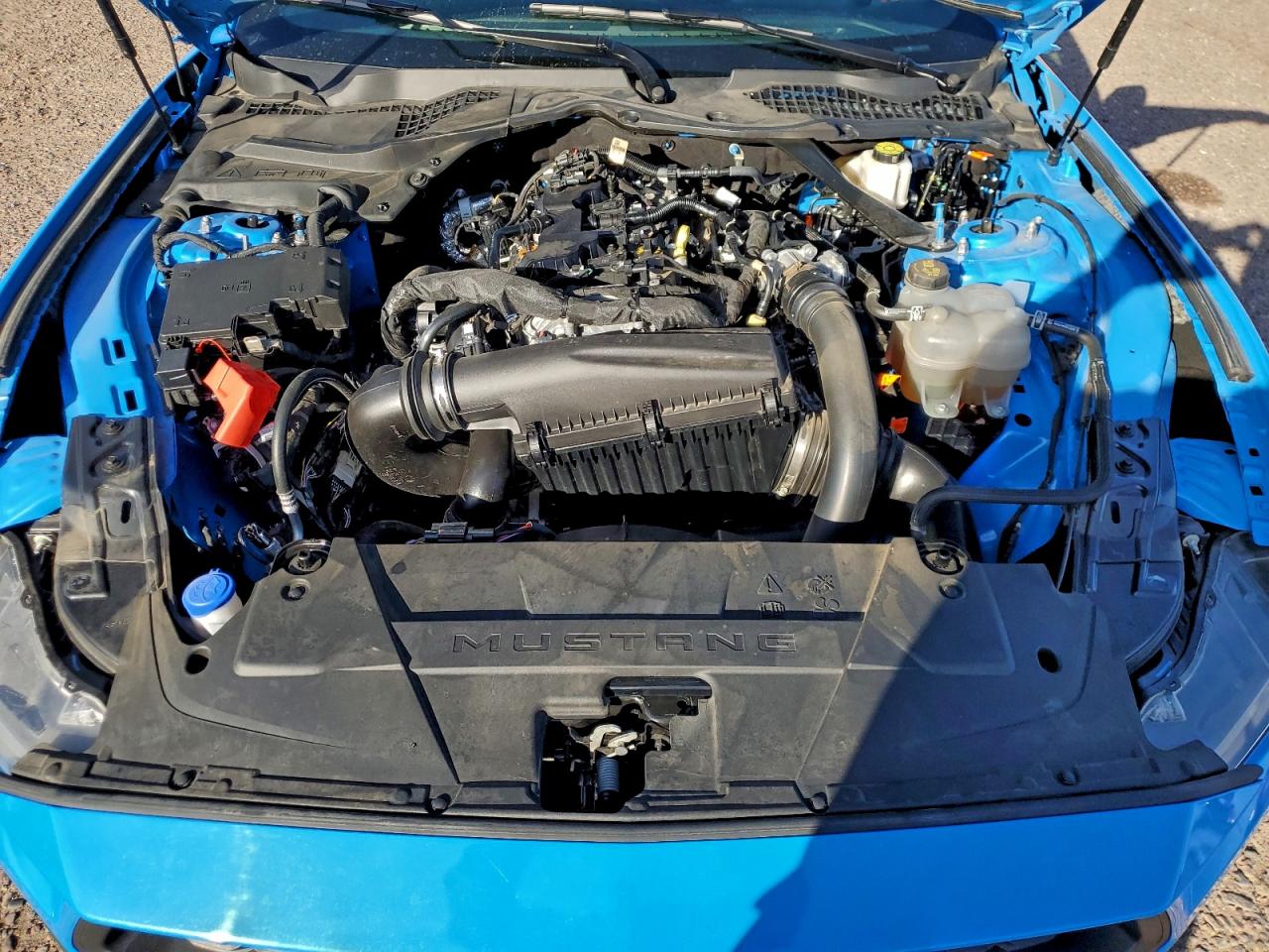 Ford Mustang Image 10