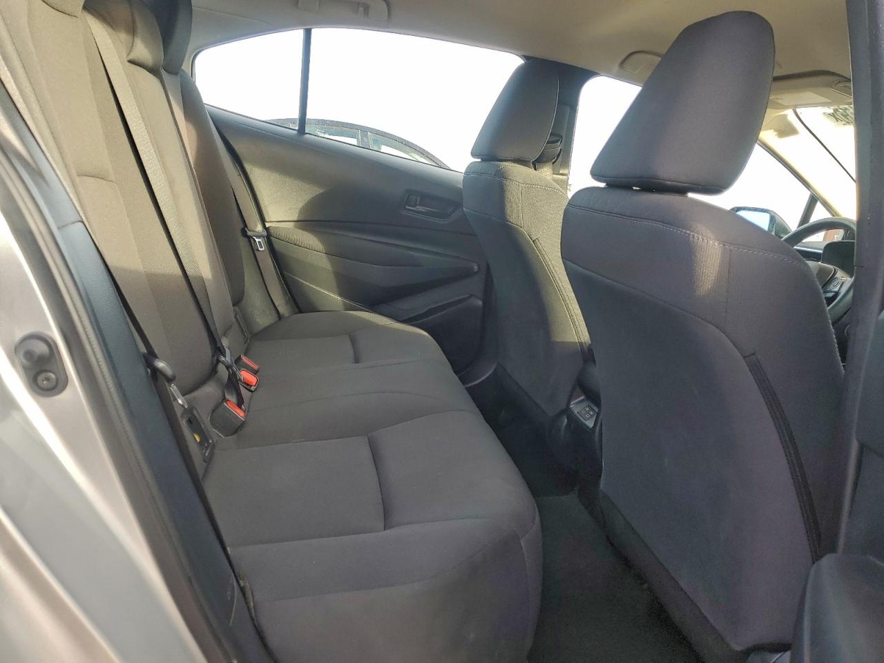 Toyota Corolla Le Image 2