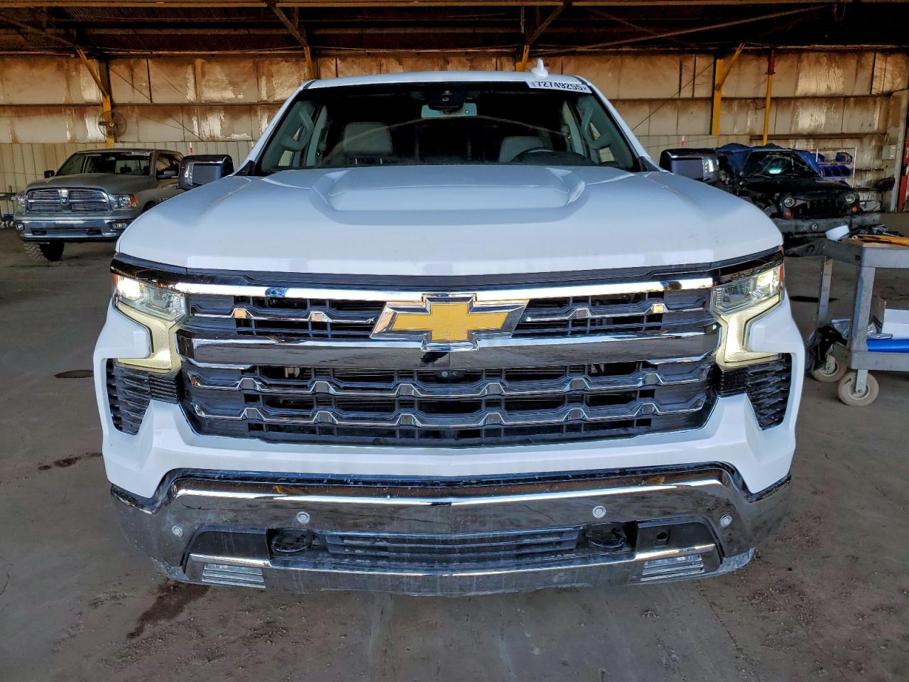 Chevrolet Silverado K1500 Ltz Image 8