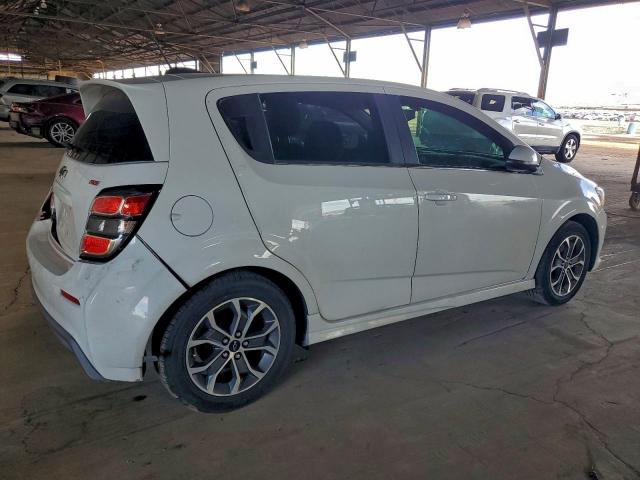 Chevrolet Sonic Lt Image 3