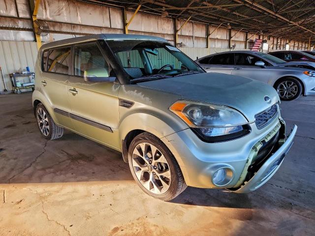 Kia Soul + Image 10