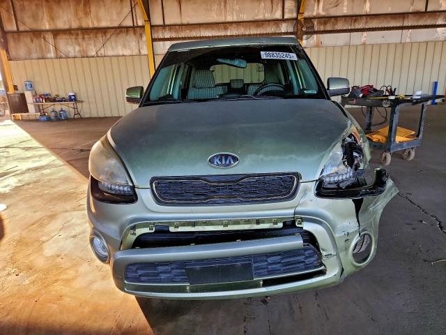 Kia Soul + Image 6
