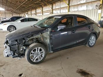  Salvage Toyota Yaris
