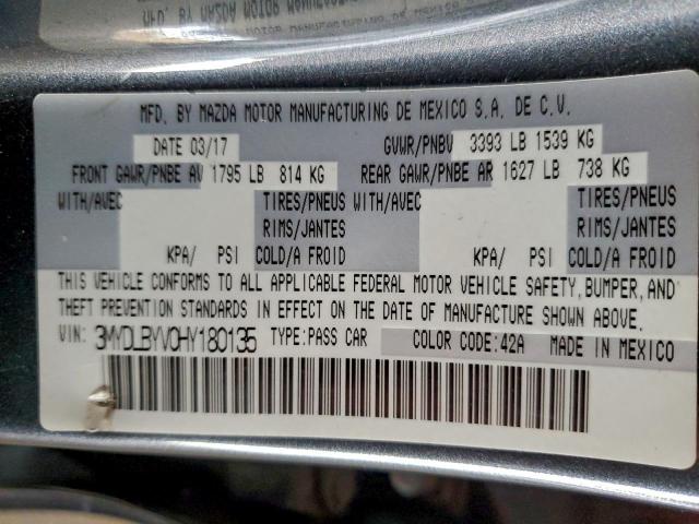 Toyota Yaris Image 11