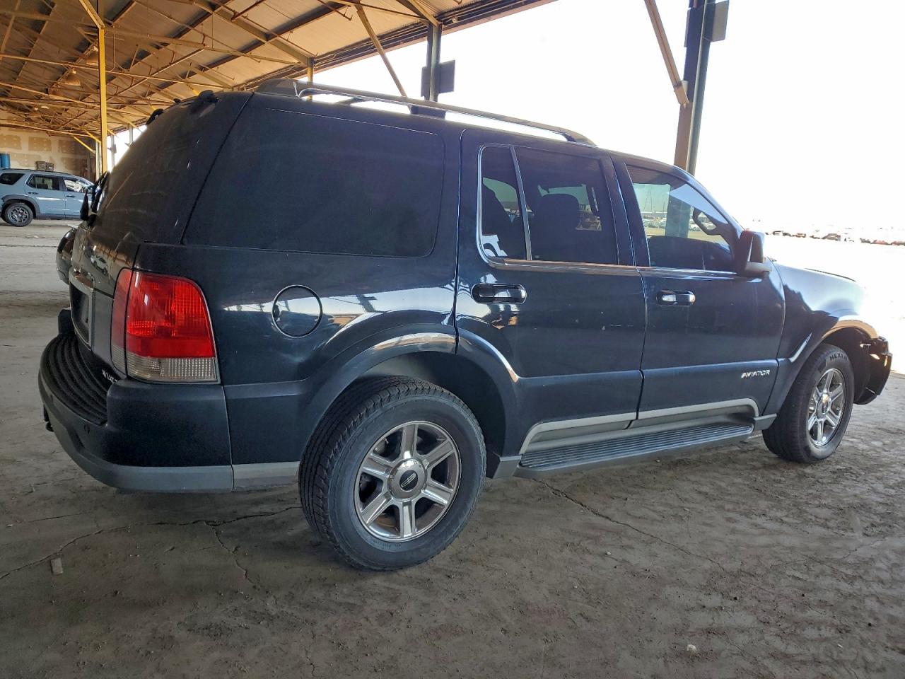 Lincoln Aviator Image 12